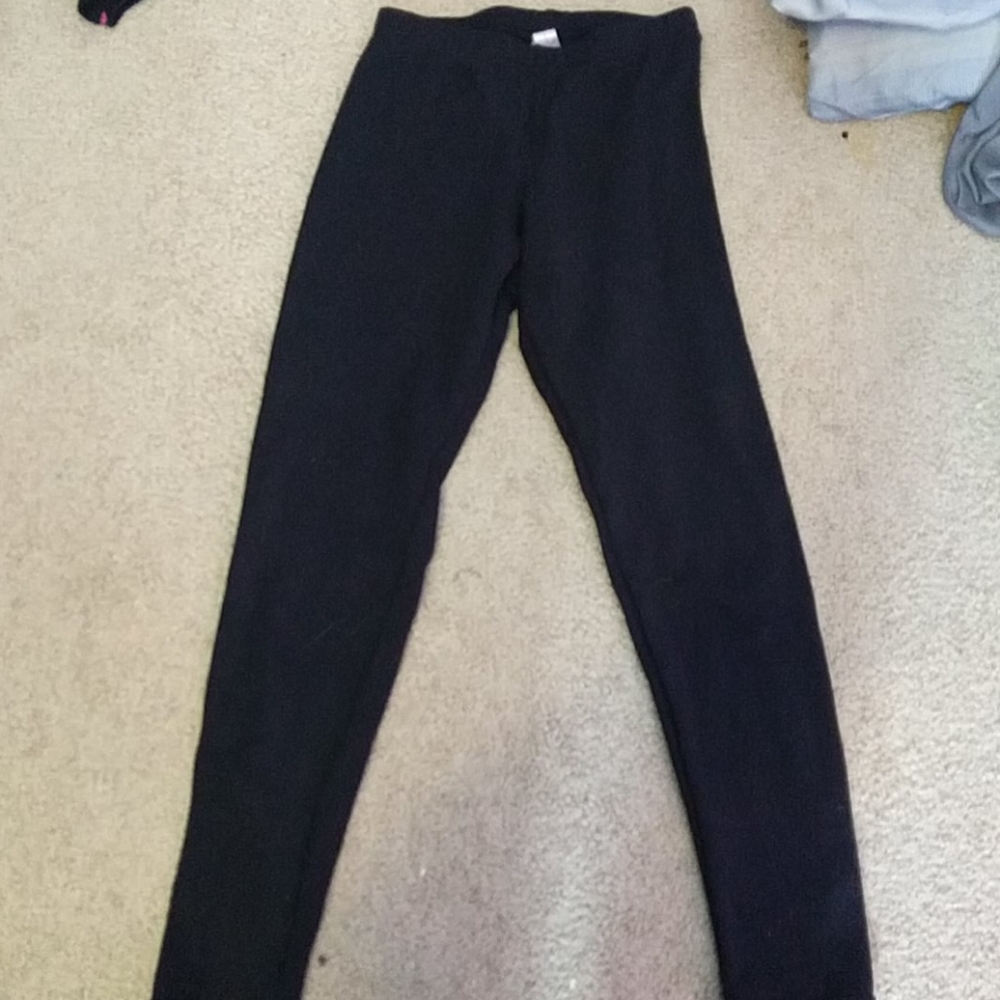 Black leggings